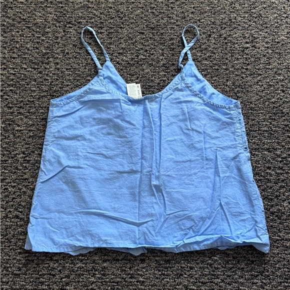 Blouse Less Sleeve - Picture 2 of 3